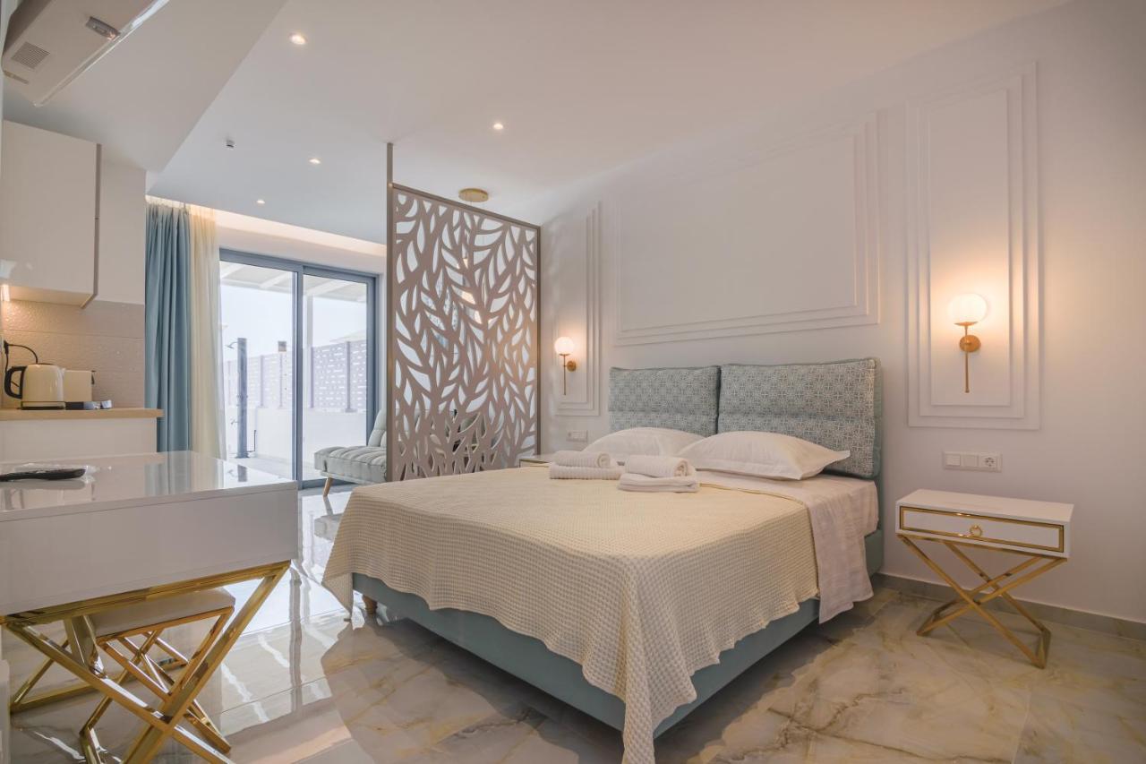 Dionisos Suites Lixouri Ngoại thất bức ảnh