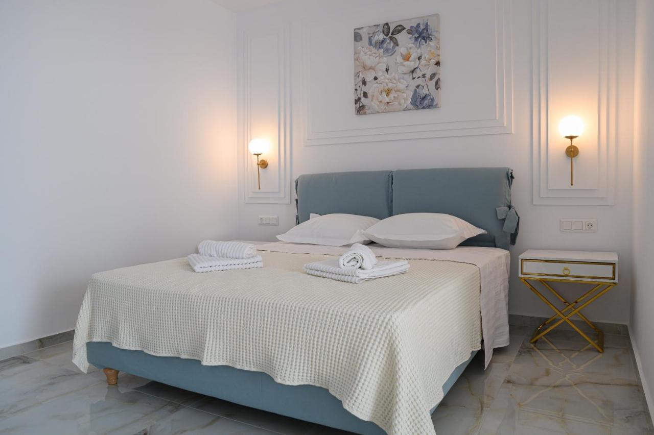 Dionisos Suites Lixouri Ngoại thất bức ảnh