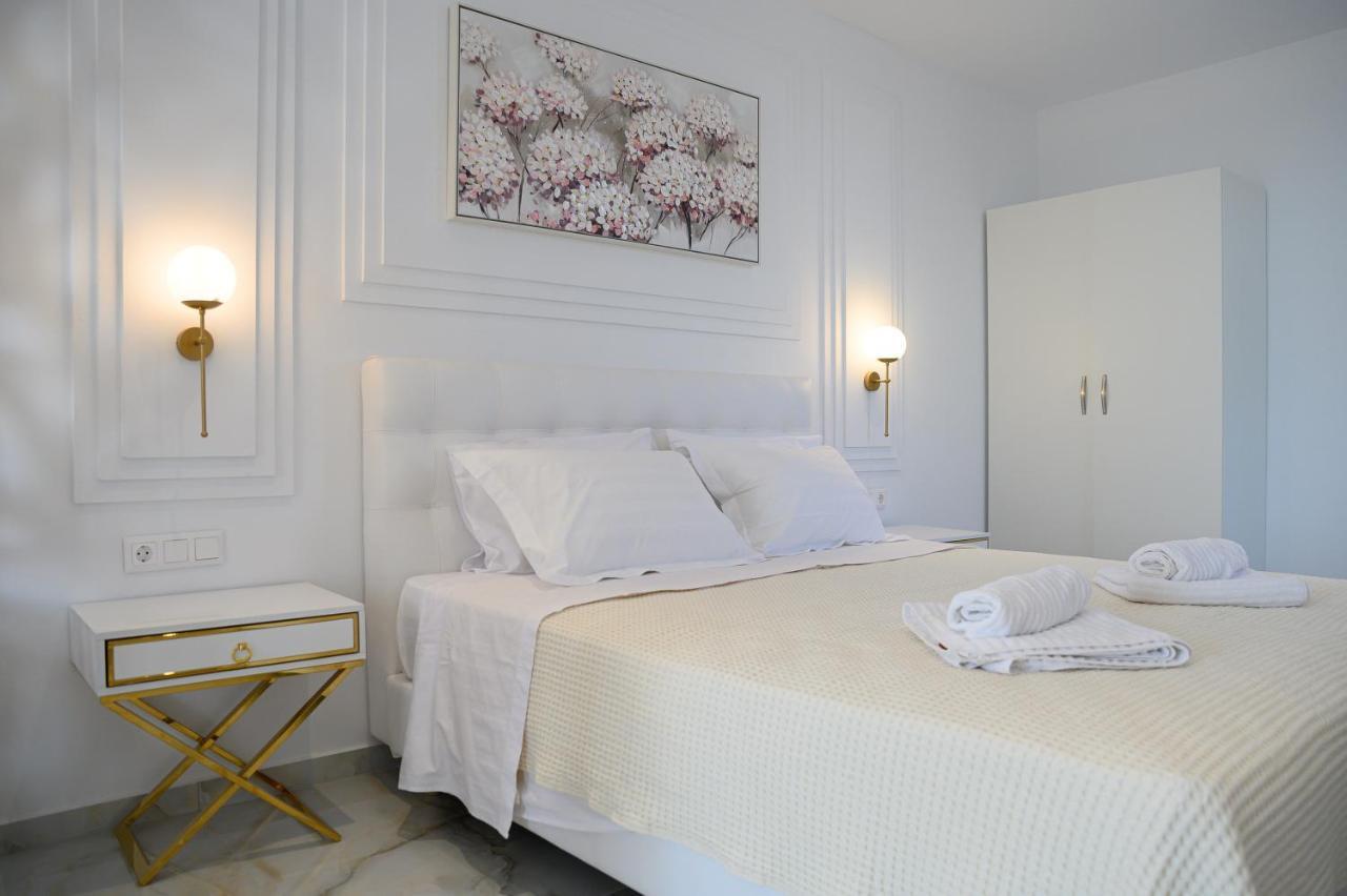 Dionisos Suites Lixouri Ngoại thất bức ảnh