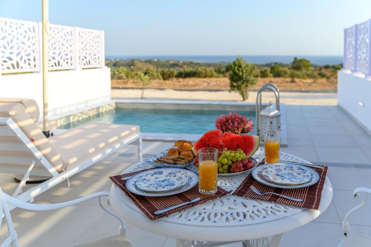 Dionisos Suites Lixouri Ngoại thất bức ảnh